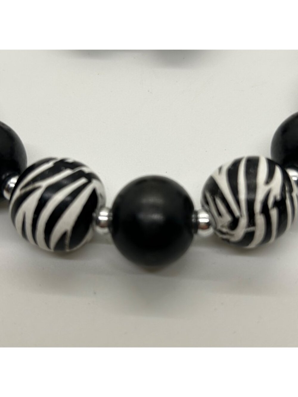 Chunky Black White Zebra Print Wood Beads Stretch Necklace Bracelet Jewelry Set - Picture 3 of 11